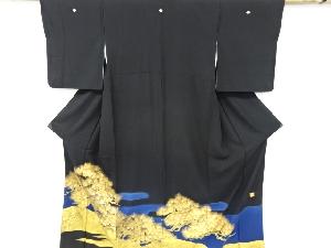 リサイクル　堀省平作　箔置き霞取りに松模様留袖(比翼付き)